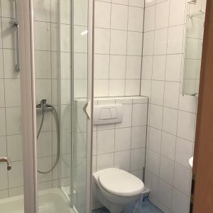 Bad (Doppelzimmer) Bad (Doppelzimmer)